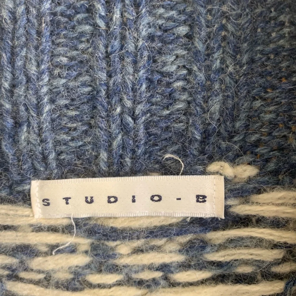Studio B Knit Sweater/Dress Sz L